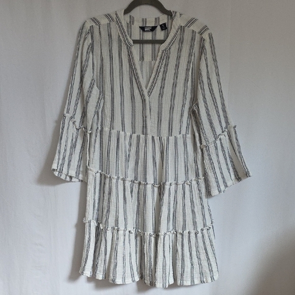 Lands' End Dresses & Skirts - Lands End Gray & White Stripe Pull Over Cotton Dress.  Size Small